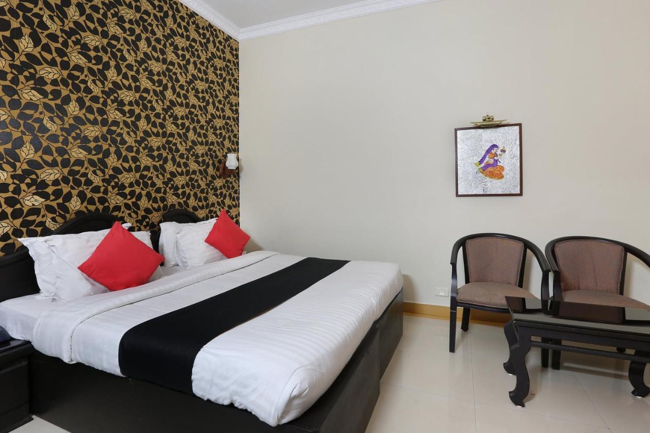 Hôtel Capital O 46475 Gd International Redfort à Nilambūr Extérieur photo